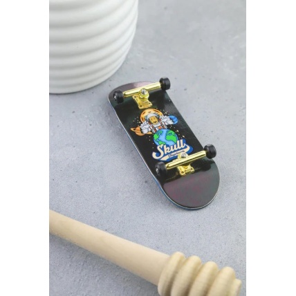 Skull Einstein in Space Pro 34mm Complete Fingerboard